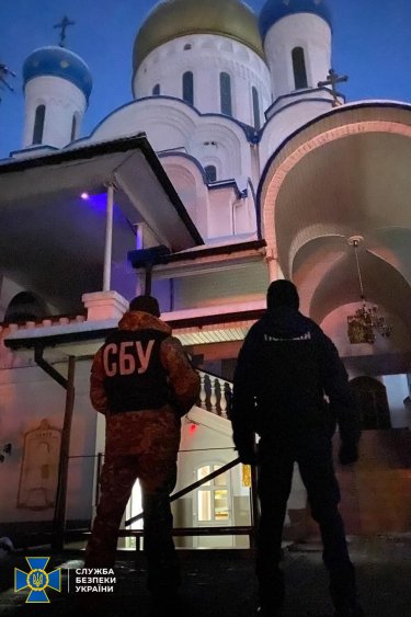 Фото 12 — СБУ проводит обыски на объектах УПЦ (МП) в девяти областях Украины (ФОТО)