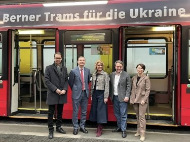 Фото 2 — Берн передаст Львову 11 низкопольных трамваев-"гармошек" (ФОТО)