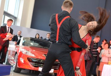 Фото 6 — Новый официальный дилерский центр Peugeot "ВиДи Авеню" в Киеве