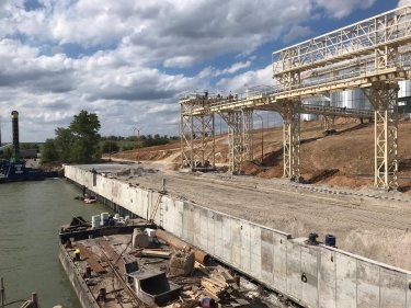 Фото 4 — Восстановление мостов и речного флота - "Тукуруй" под руководством военного из 3 ОШБр готовится восстанавливать страну