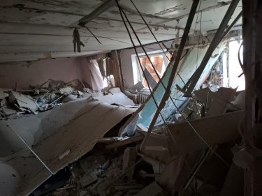 Фото 8 — Армія РФ атакувала Україну ракетами та дронами, на Вінниччині пошкоджені багатоповерхівки, у Харкові 12 загиблих (ФОТО)