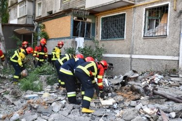 Фото 4 — Число погибших в результате удара по пятиэтажке в Николаеве увеличилось до пяти (ФОТО, ВИДЕО)