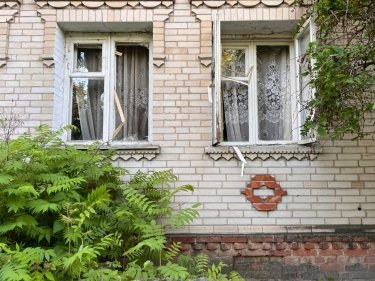 Фото 9 — РФ снова обстреляла приграничье Сумской области: пострадали церковь и детсад, ранена женщина (ФОТО)