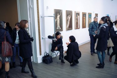 Фото 12 — Майданівська "Стіна" Матвія Вайсберга відкрила художній сезон у Грузії.