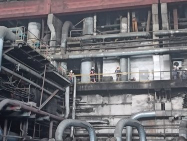 Фото 3 — На Бурштынской ТЭС произошел пожар в турбинном цехе (ФОТО)