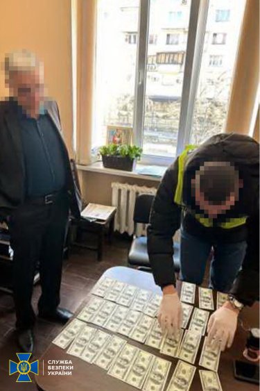 Фото 6 — СБУ разоблачила главу военно-врачебной комиссии и адвоката, наладивших схемы уклонения от мобилизации