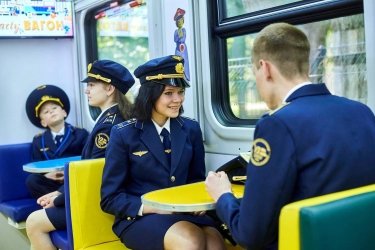 Фото 11 — В Киеве возобновила работу детская железная дорога