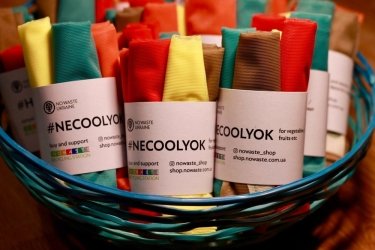 Фото 3 — В Киеве открыли магазин, где можно сдать мусор и купить экотовары