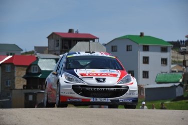 Фото 8 — Prime Yalta Rally 2011: лидирует Юхо Ханнинен