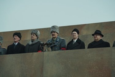 Фото 2 — Смех сквозь ужас: о фильме "Смерть Сталина"