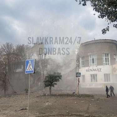 Фото 10 — Оккупанты ударили по центрам Краматорска и Славянска: есть разрушения и раненые (ФОТО, ВИДЕО)