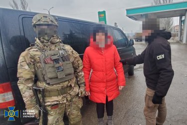 Фото 2 — СБУ задержала агенток РФ, которые наводили ракеты на школы и роддома в Донецкой области (ФОТО)