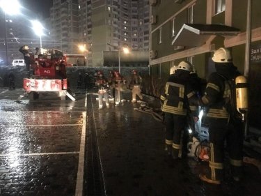 Фото 5 — В Киеве горела церковь Свидетелей Иеговы (ФОТО)
