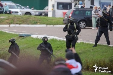 Фото 9 — Протесты в Минске: полиция устроила стрельбу резиновыми пулями (ФОТО, ВИДЕО)