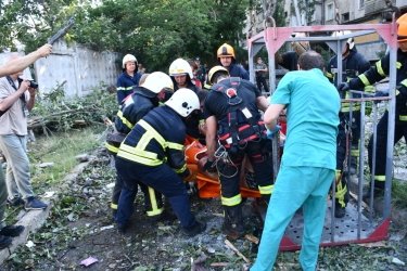 Фото 10 — Число погибших в результате удара по пятиэтажке в Николаеве увеличилось до пяти (ФОТО, ВИДЕО)