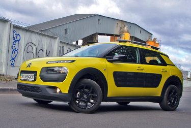 Фото 3 — Тест-драйв Citroen Cactus: Любить нельзя ненавидеть