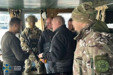 Фото 2 — В Одесском порту СБУ арестовала судно "теневого" флота РФ, вывозившее украинское зерно (ФОТО)