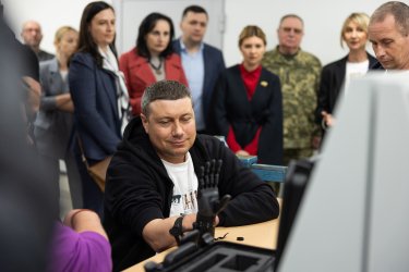 Фото 28 — Під Львовом відкрили центр протезування та реабілітації постраждалих від війни Superhumans (ФОТО, ВІДЕО)