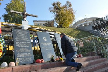 Фото 4 — В Киеве отметили День защитников и защитниц Украины (ФОТО, ВИДЕО)