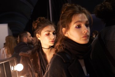 Фото 33 — Ukrainian Fashion Week в разгаре: закулисье, шоу-румы, Андре Тан и Подолян (фото)