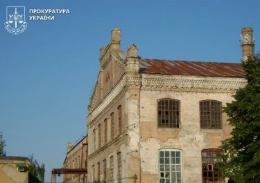 Фото 2 — Скандал из-за 170-летнего завода в Черкассах: здание пытаются защитить через суд