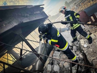 Фото 10 — Из-за российской атаки пострадал завод PepsiCo под Киевом (ФОТО, ВИДЕО)