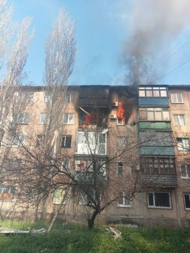 Фото 2 — Российские войска дважды обстреляли фосфорными снарядами Авдеевку (ФОТО)