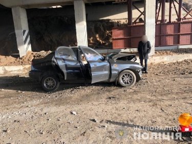 Фото 2 — В лобовом столкновении под Харьковом погибли отец и дочь (ФОТО)