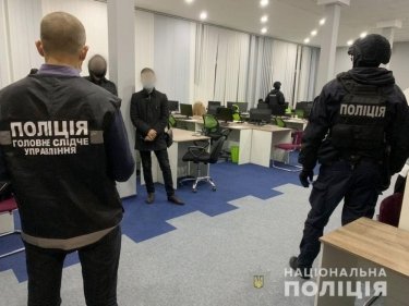 Фото 5 — В Киеве и Харькове накрыли мошеннические колл-центры, выманившие у американцев $7,5 млн