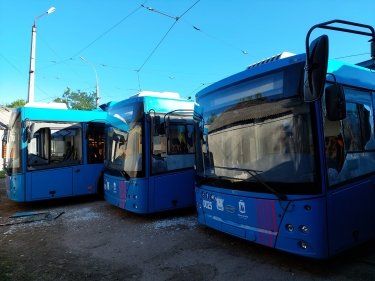 Фото 5 — В Николаеве под российский обстрел снова попало троллейбусное депо (ФОТО, ВИДЕО)