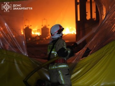 Фото 6 — Ракетний удар по американському заводу Flex у Мукачеві: Свириденко розповіла деталі (ФОТО)