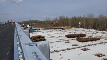 Фото 4 — Возле Чернигова открыли движение по мосту через Десну (ФОТО)