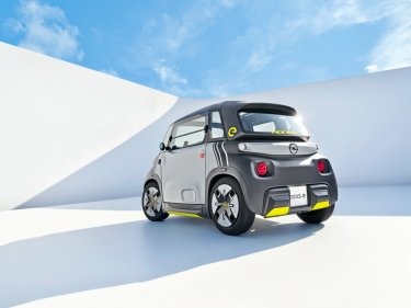 Фото 4 — Opel представил суперкомпактный электрокар весом 470 кг (ФОТО)