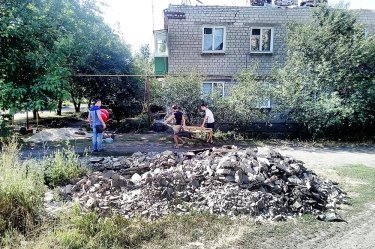 Фото 4 — "Наш Дом Волноваха": как удается ремонтировать дома в городе рядом с линией фронта