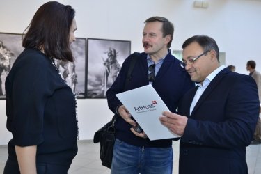 Фото 23 — Выставка "Опір матеріалів": как мягкие украинцы превращаются в железных воинов (ФОТО)