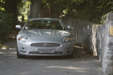 Фото 8 — Звездная болезнь - тест-драйв Jaguar XKR