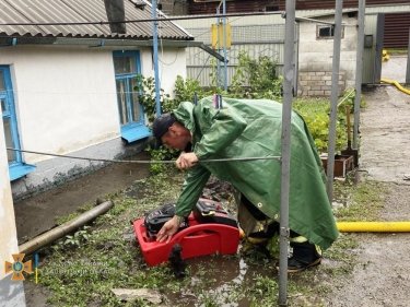 Фото 7 — В Бердянске во время сильнейшего ливня током убило двух мужчин (ДОПОЛНЕНО, ФОТО)
