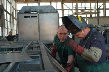 Фото 2 — Закупленные для Нацгвардии "КАМАЗы" оказались наполовину украинскими?