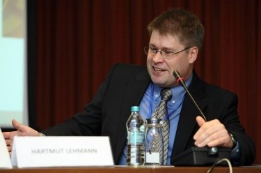 Фото 2 — МВФ це як лікар, який прописує ліки неприємні, але врешті-решт необхідні — Городніченко