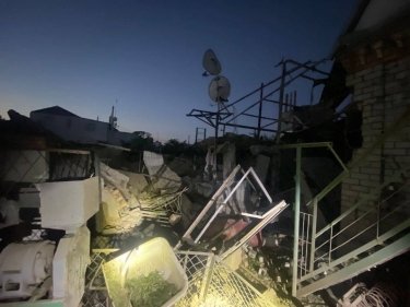 Фото 2 — Войска РФ обстреляли Никопольщину: пострадали два человека (ФОТО)