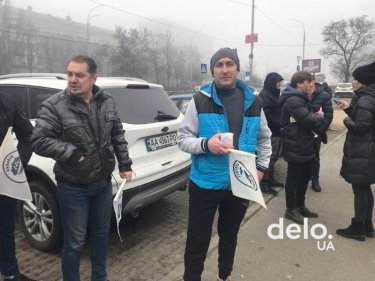 Фото 7 — "Мы хотим легализации": в Киеве таксисты-частники устроили автопробег за свои права (ФОТО)