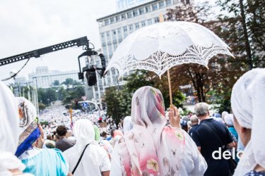 Фото 29 — "Мы сюда приехали мира просить" — как в Киеве прошел Крестный ход УПЦ МП (фото)
