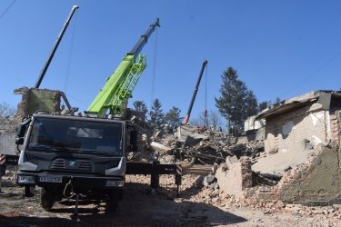 Фото 21 — Дев'ятеро людей загинули внаслідок російського ракетного удару по телевежі під Рівним (ФОТО)