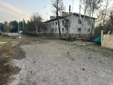 Фото 3 — Оккупанты сбросили управляемую авиабомбу на Харьковщину (ФОТО)