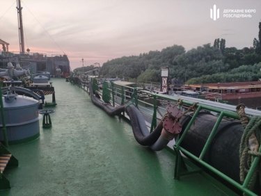 Фото 8 — ГБР раскрыло схему контрабандного ввоза в Украину российского топлива по морю