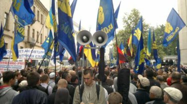 Фото 8 — В городах Украины проходят митинги в поддержку украинского языка (ФОТО)