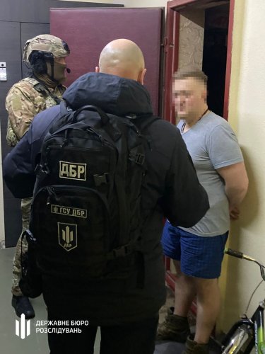 Фото 8 — Скандал с закупками для ВСУ: задержали предпринимателей, которые продавали яйца по 17 грн (ФОТО)