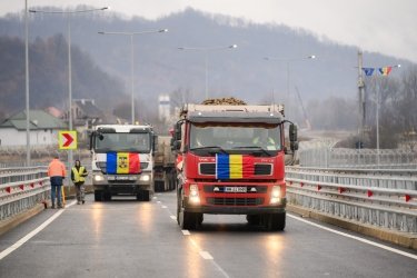 Фото 7 — Будівництво мосту через Тису на україно-румунському кордоні завершено: коли відкриють