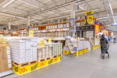 Фото 19 — Black Friday в Епіцентрі: знижки до -70% і п’ять мільйонерів