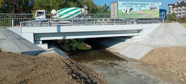 Фото 2 — Нові мости, освітлення та велодоріжка: як оновлюють трасу Львів - Рава-Руська
